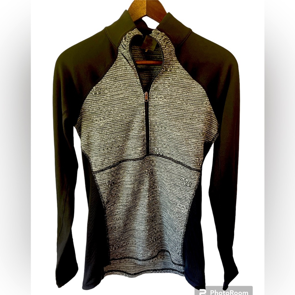 Calia by Carrie Underwood Women’s Long Sleeve Activewear Size Medium